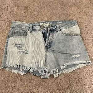 Jean shorts, worn once. Great condition